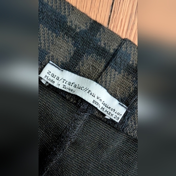 Zara Dark Gray Plaid Pencil Skirt - Picture 2 of 5